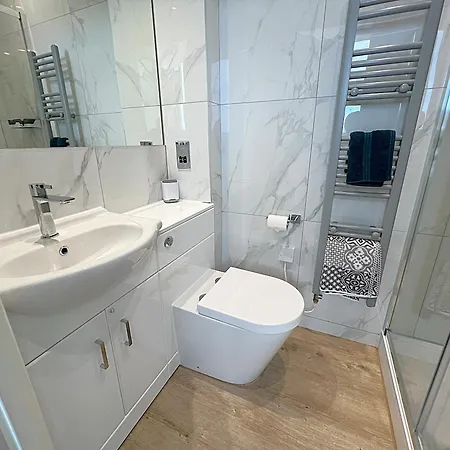 The Penthouse Of Opulence Centre Apartment Birmingham